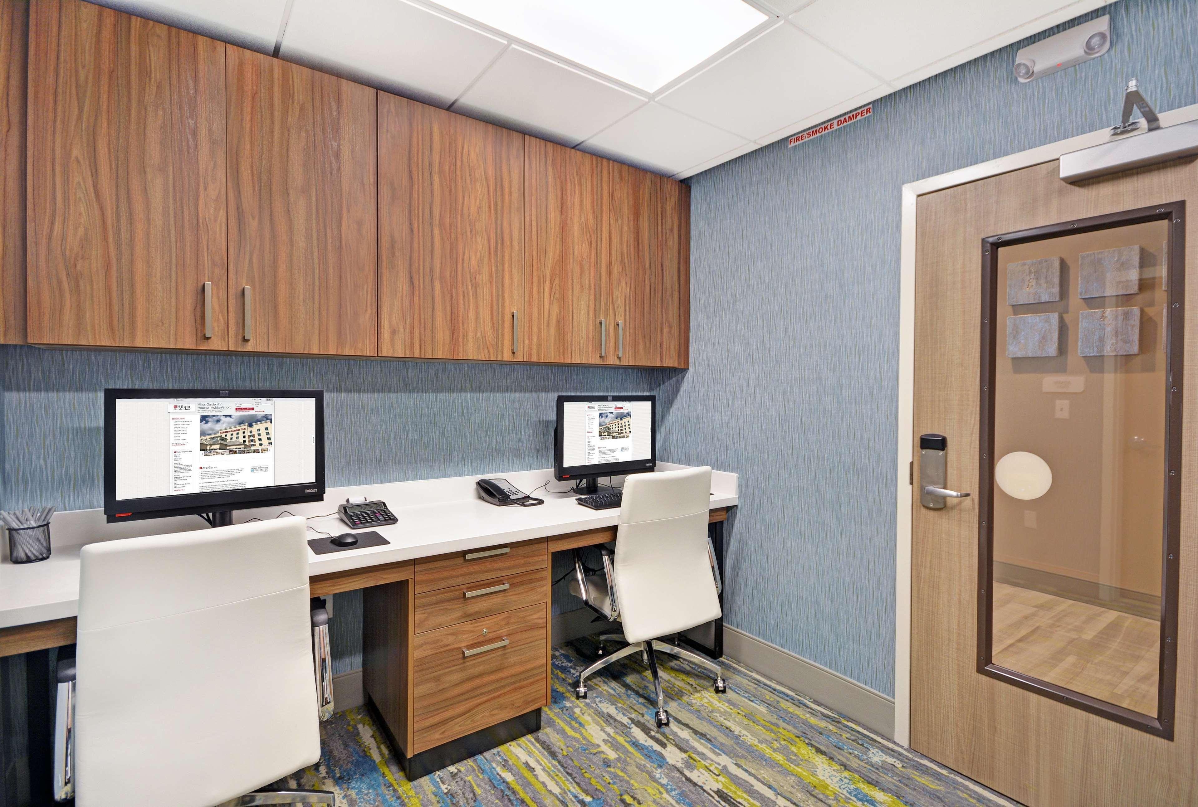 Hilton Garden Inn Houston Hobby Airport Bagian luar foto